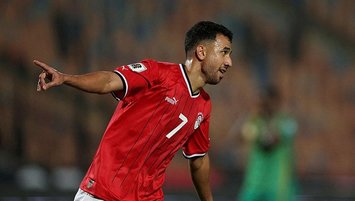 Trezeguet parmak ısırttı