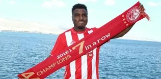 Fener, ayağını yorganına göre uzatıyor