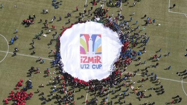 İzmir U12 Cup'ta şampiyon Bayern Münih oldu!
