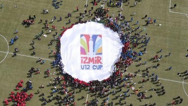 İzmir U12 Cup'ta şampiyon Bayern Münih oldu!