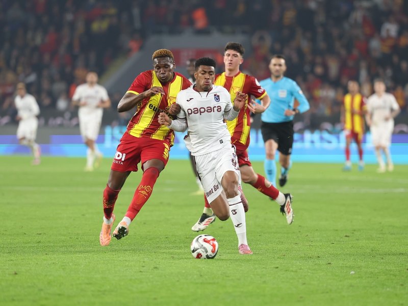 trabzonspor-goztepe-maci-saat-kacta-hangi-kanalda-canli-1777719170457.jpg