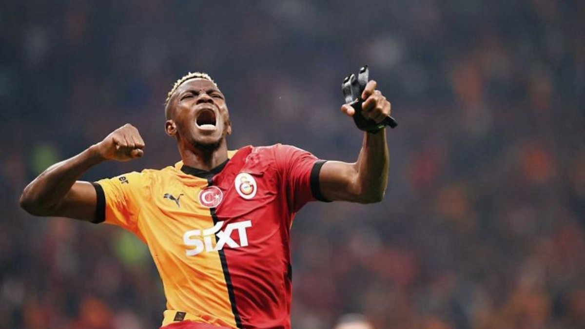 TRANSFER HABERİ - Galatasaraylıları heyecanlandıran Osimhen iddiası! Atatürk Havalimanı'nda... TRANSFER HABERİ - Galatasaraylıları heyecanlandıran Osimhen iddiası! Atatürk Havalimanı'nda...