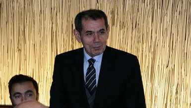 Galatasaray başkanı Dursun Özbek'ten 'Fener ağlama' tezahüratı!