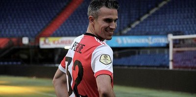 Van Persie yine sakatlandı!