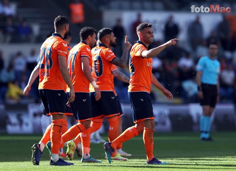 TRANSFER HABERLERİ - Başakşehir Teknik Direktörü Emre Belözoğlu Beşiktaş'ın yıldızını istiyor