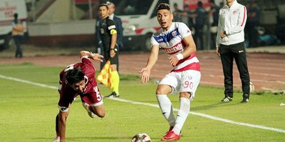 Tetiş Yapı Elazığspor, Kardemir Karabükspor'u 4-0 mağlup etti