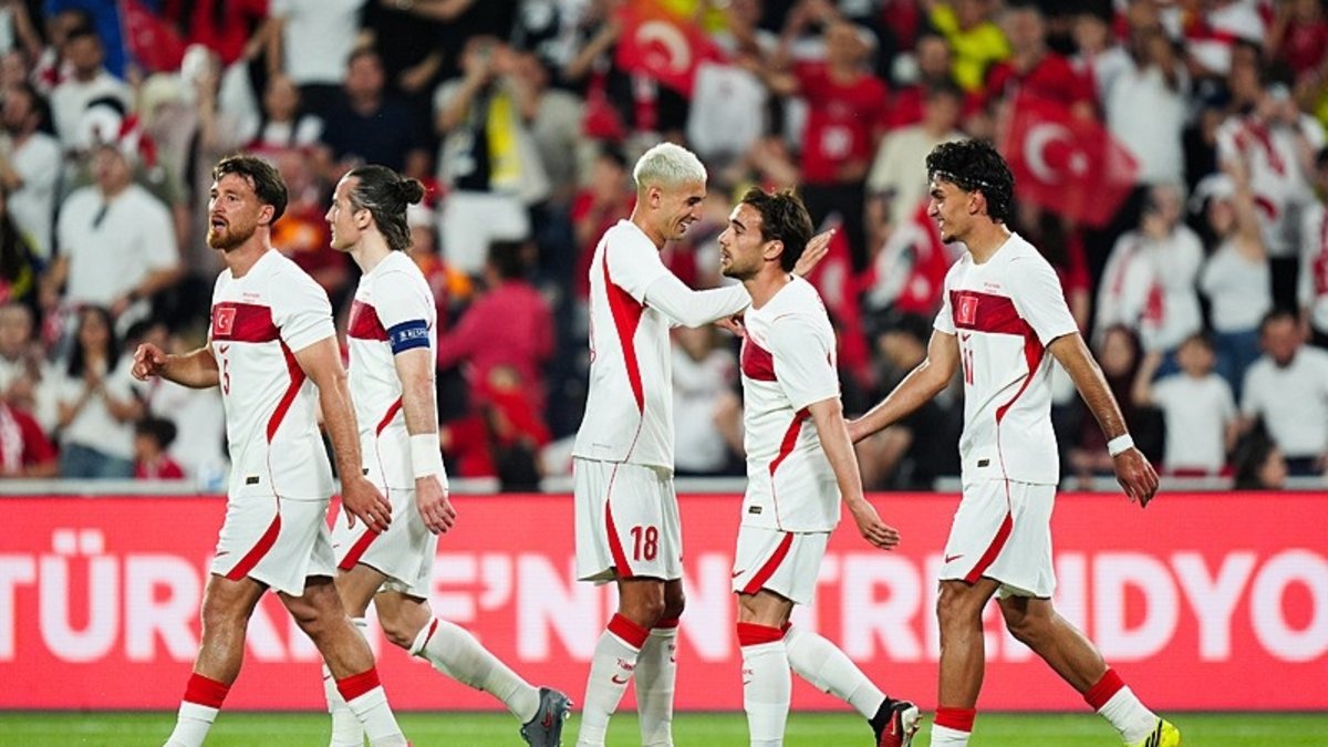 A Milli Futbol Takımımızın Dünya Kupası'ndaki ilk maçında rakibi Avustralya!