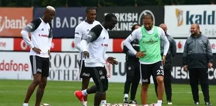 Yüzler gülüyor