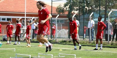 Sivasspor yeni sezon hazırlıklarını Bolu'da sürdürüyor
