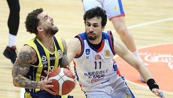 Erten Gazi'den Anadolu Efes'e kötü haber!