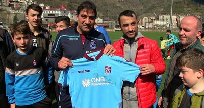 Ünal Karaman'dan futbol okuluna ziyaret