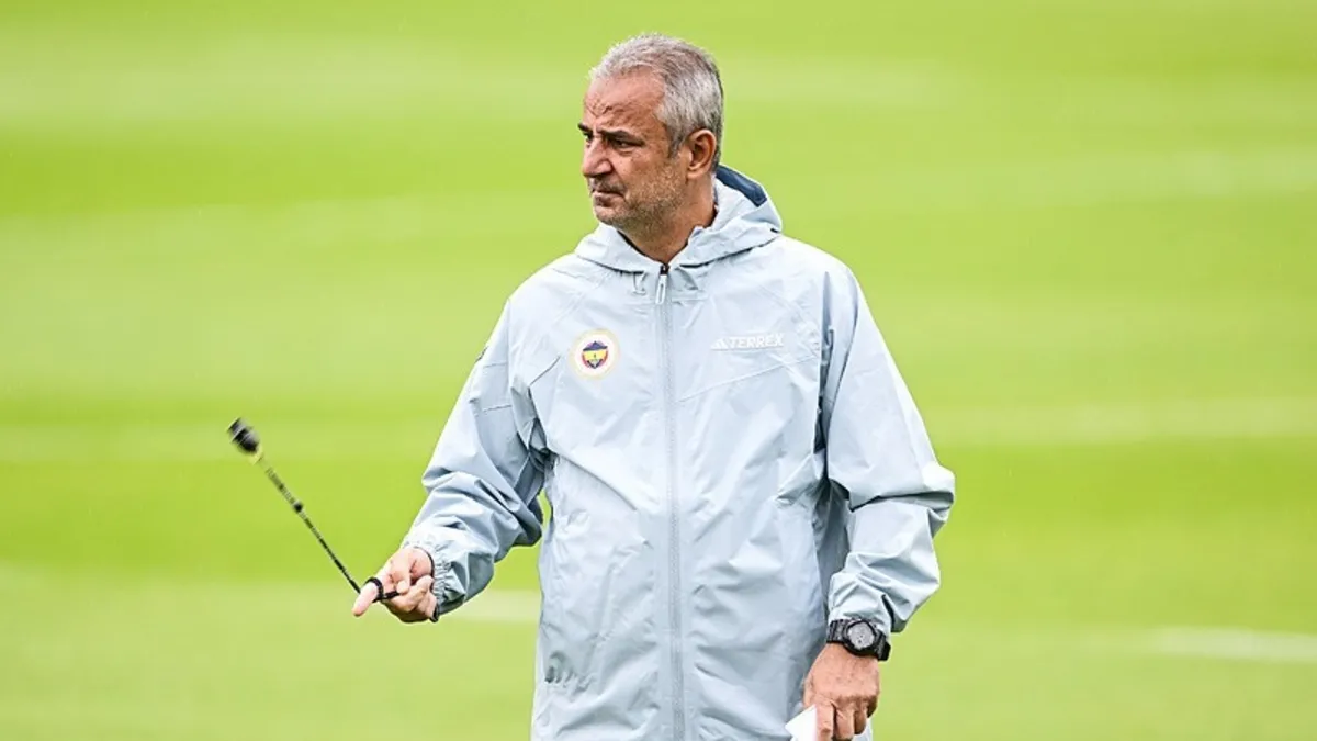Fenerbahçe'den, Galatasaray ve Trabzonspor'a dev çalım! Transfer dönemine damga vuracak hamle