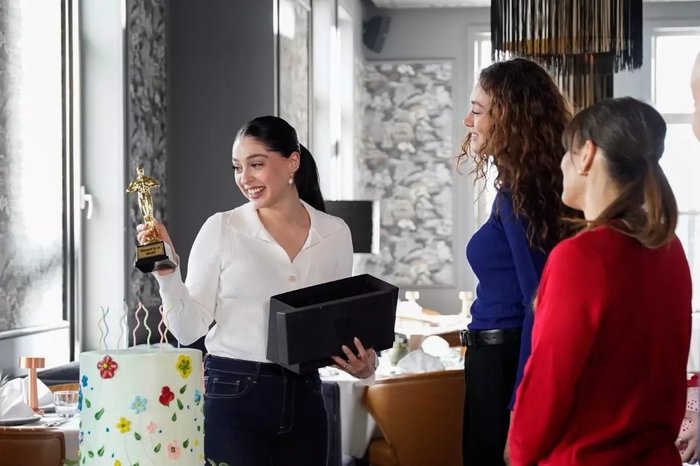 guller-ve-gunahlar-yeni-bolum-izle-kanal-d-guller-ve-gunahlar-15-bolum-1769889065771.jpeg Kanal D Güller ve Günahlar 15. bölüm