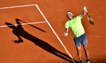 Rafael Nadal ile Roger Federer üst tura yükseldi