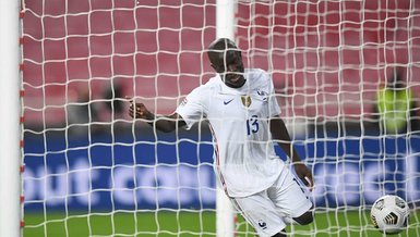 Fransa Milli Takımı'ndan Kante paylaşımı!