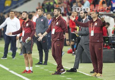 Galatasaray teknik heyetinden flaş itiraf! ’Aldandık’