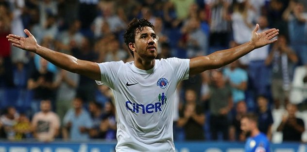 Trezeguet en iyi Afrikalı futbolcu seçildi