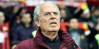 Mustafa Denizli: "Beşiktaş'ı sıkıntıya sokan isim Talisca"