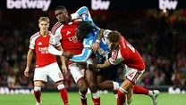 Arsenal, 3 golle şov yaptı