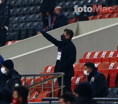 Fenerbahçe tarihine geçti! Emre Belözoğlu o yaptığıyla...