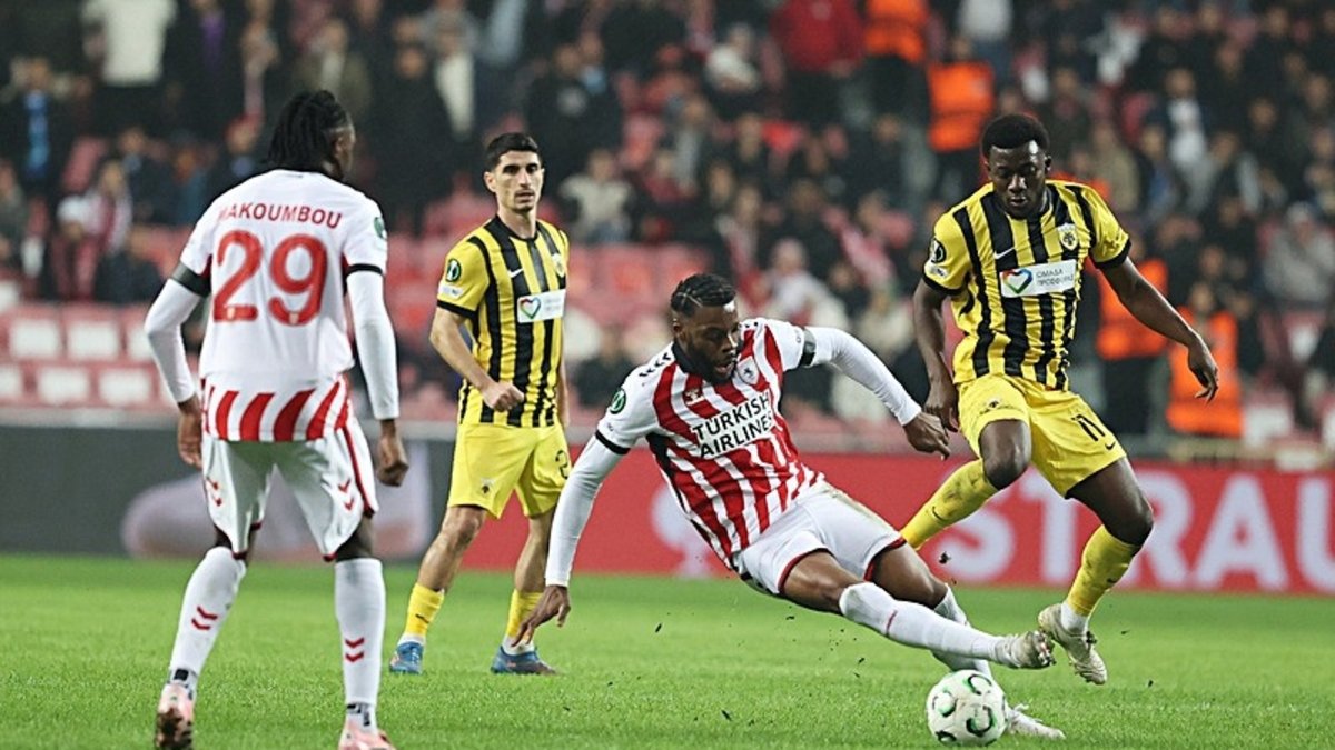 Samsunspor evinde AEK engelini aşamadı! İşte maçın özeti