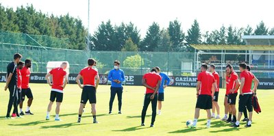Gaziantep FK antrenmanlara başladı