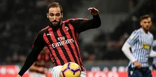 Chelsea Higuain’i kiraladı