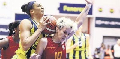 Fenerbahçe finalde