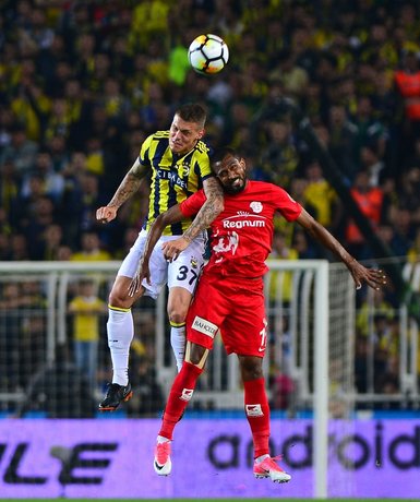 Fenerbahçe’nin Antalyaspor maçı 11’i!