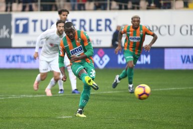Alanyaspor - Sivasspor maçından kareler