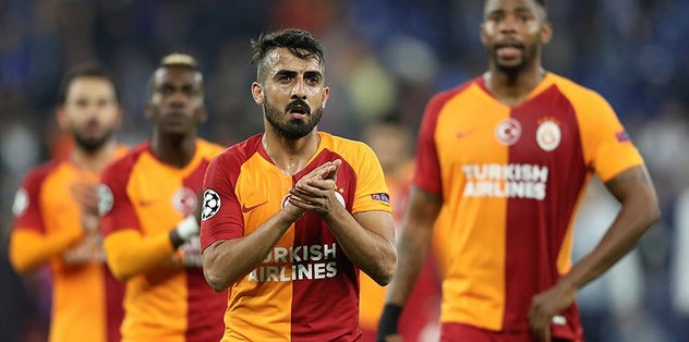 Mugdat Celik Kamuflajini Giydi Poz Verdi Son Dakika Galatasaray Haberleri Fotomac