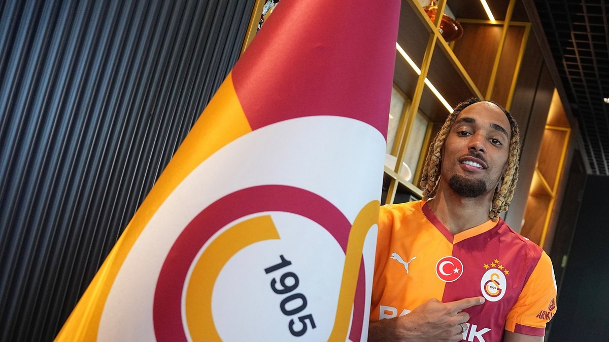 Galatasaray Sacha Boey transferini video ile duyurdu!
