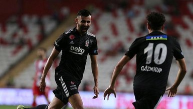 Son dakika spor haberi: Beşiktaş'ta alkışlar Rachid Ghezzal'a!