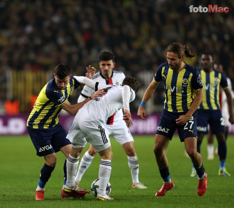Spor yazarlarından Beşiktaş değerlendirmesi! Fenerbahçe maçında...