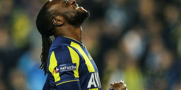 Fenerbahçeli Moses’in uçakta saati çalındı