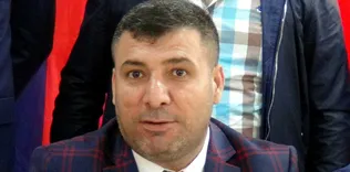 Karak istifa etti