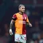 Galatasaray 10 kişi kaldı!