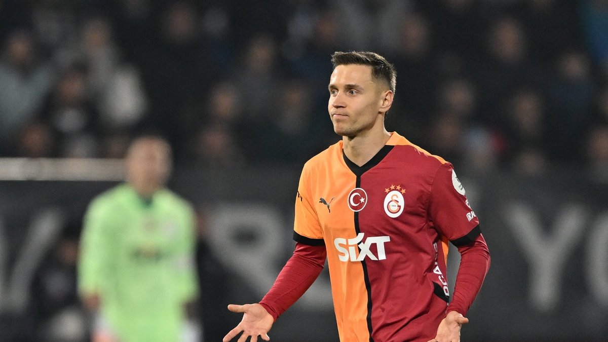 GALATASARAY HABERLERİ | Frankowski'nin eski takım arkadaşından dikkat çeken sözler! Ayrılması benim için... GALATASARAY HABERLERİ | Frankowski'nin eski takım arkadaşından dikkat çeken sözler! Ayrılması benim için...