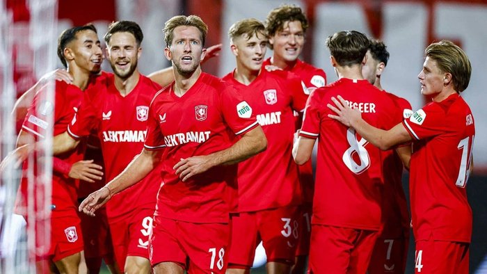 twente-besiktas-maci-ne-zaman-saat-kacta-hangi-kanalda-canli-yayinlanacak-uefa-avrupa-ligi-1738230558106.jpeg