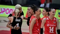 Sultanlar sahnede