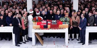 Gözyaşlarıyla ebediyete uğurlandı