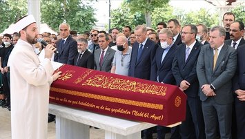 Başkan Erdoğan Gümüşdağ'ın annesinin cenazesine katıldı