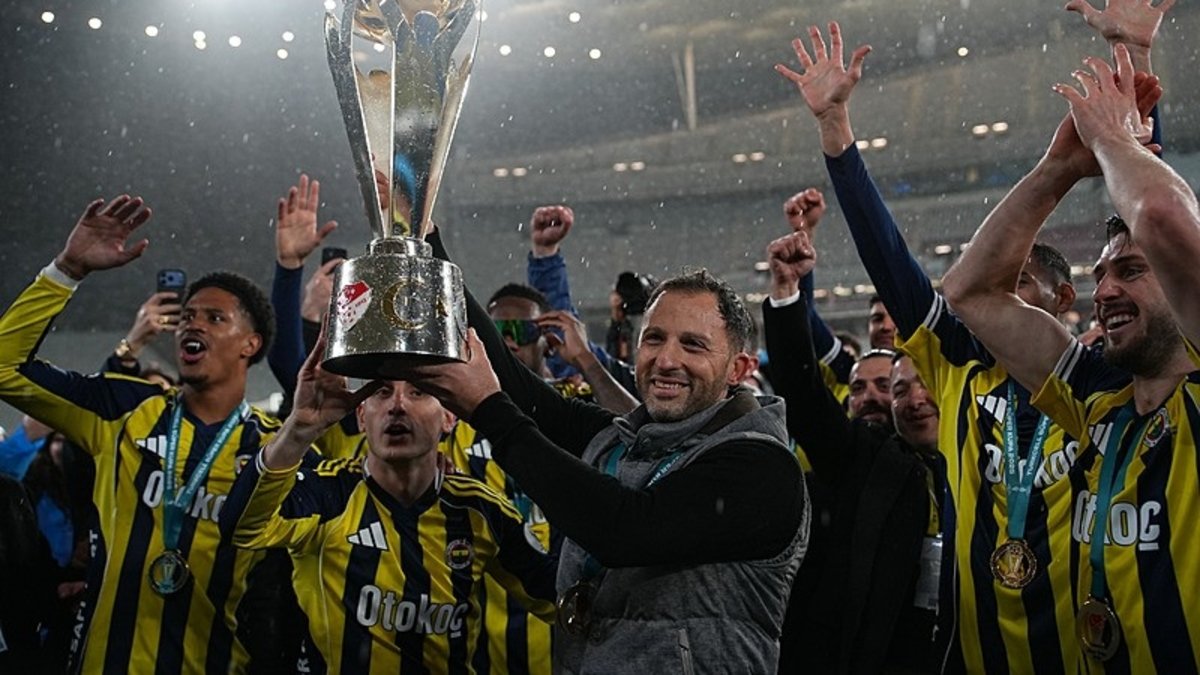Fenerbahçeli futbolculardan Tedesco'ya veda paylaşımları!