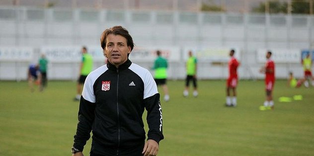 Tamer Tuna: "Üç puanla başlamaktan dolayı mutluyum"
