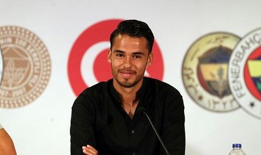 Fenerbahçe'den ayrılan Reyes imzaladı