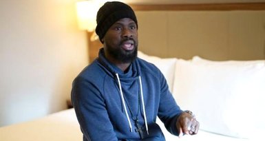 Emmanuel Eboue intihar etti!