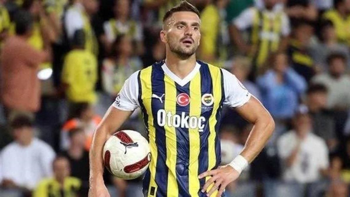 F.Bahçe'de ipler koptu! 8 ayrılık birden F.Bahçe'de ipler koptu! 8 ayrılık birden