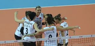 Eczacıbaşı VitrA final aşkına!