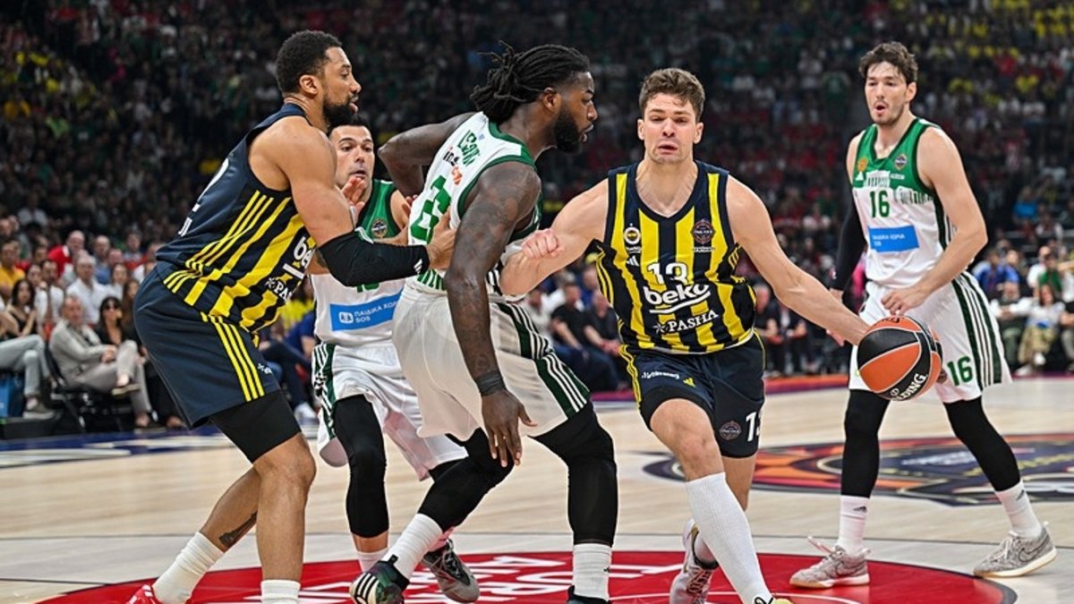 F.Bahçe finalde