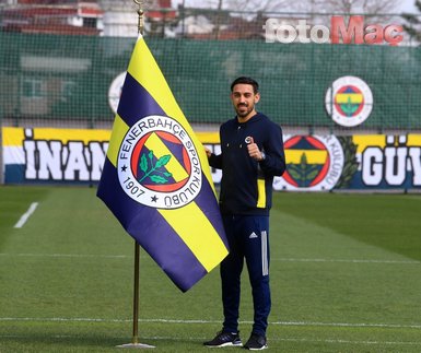 Son dakika spor haberi: Fenerbahçe-Antalyaspor maçında İrfan Can Kahveci ilk kez sahada! Taraftar...